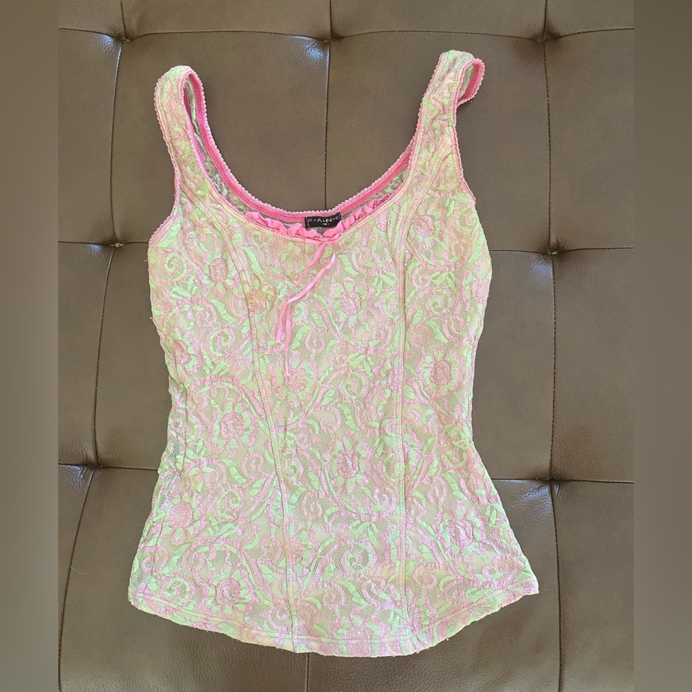 Cute Lacy tank top